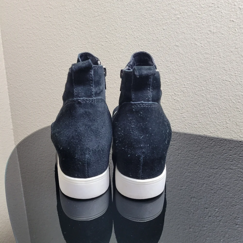 Steve Madden Wedgie Hidden Wedge Suede High Top Sneakers Size 11